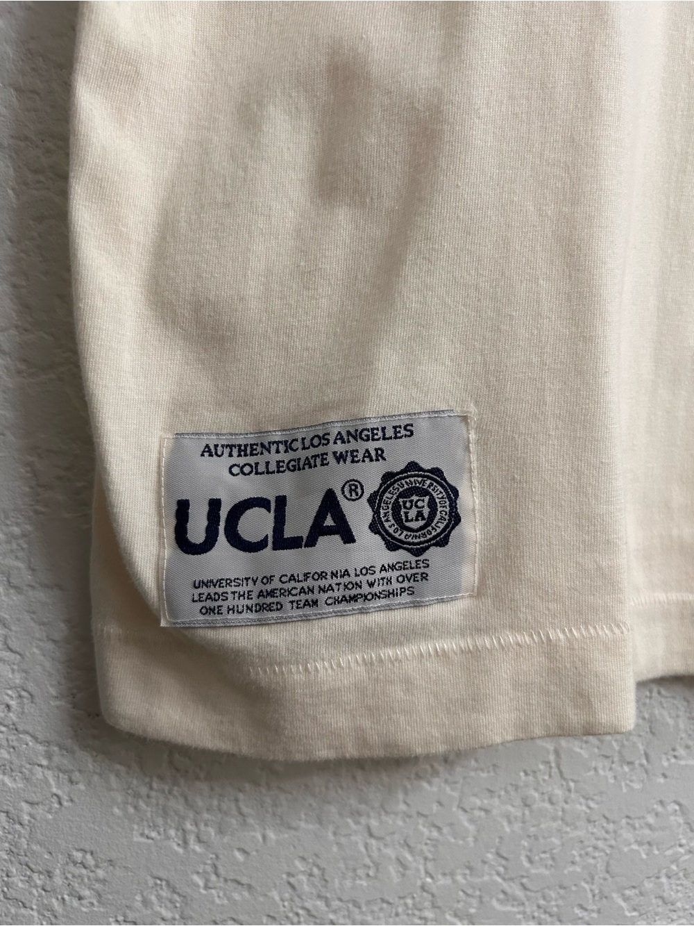 UCLA UCLA Bruins 1919 Bear Graphic Shirt Cream Blue Black Size M - Picture 2 of 4